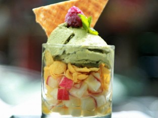 Kem vị ngọt Bavartan