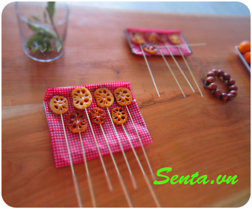 Kẹo củ sen xiên que