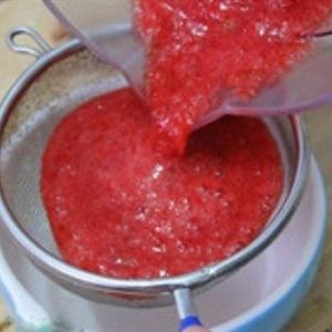 Cách làm kẹo dâu dẻo