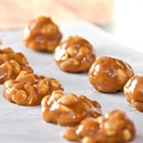 Cách làm kẹo đậu phộng chiên giòn