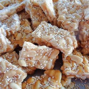 Cách làm kẹo đậu phộng giòn ngon
