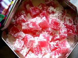 Kẹo dẻo hương vị lạ ngày Tết