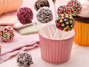 Kẹo dừa bọc sô-cô-la