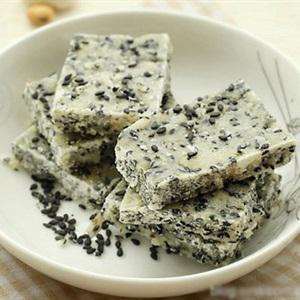 Cách làm kẹo mè đen