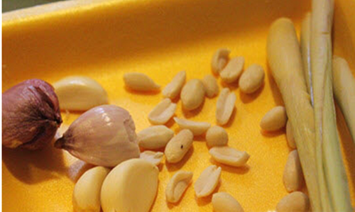 Kẹo mút táo caramen nhúng sô cô la ngon tuyệt cú mèo