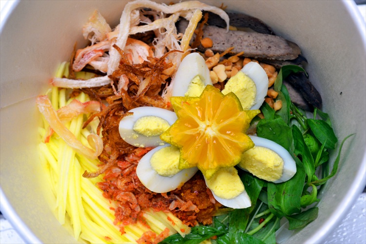 Khám phá cách làm bánh tránh trộn của hotgirl