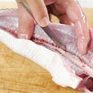 Cách làm khô cá lóc một nắng