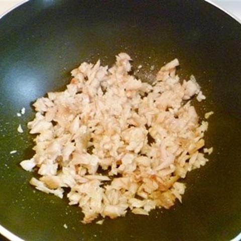 Cách làm khô cá lóc rang tỏi