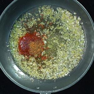 Cách làm khô gà xé cay