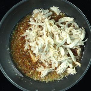 Cách làm khô gà xé cay