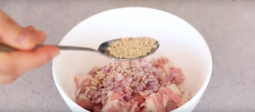 Khó mà dừng đũa với món thịt gà sốt vừng thơm lừng này