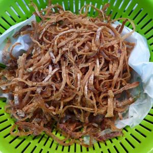 Cách làm khô mực chiên bơ tỏi