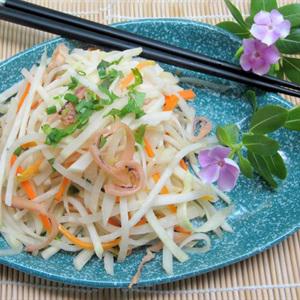 Cách làm khô mực xào su hào