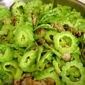 Cách làm khổ qua xào thịt bò