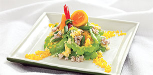 Khổ qua xào trứng thịt bằm