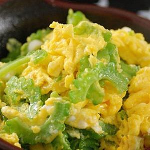 Cách làm khổ qua xào trứng