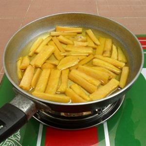 Cách làm khoai lang chiên bơ