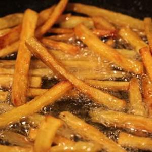 Cách làm khoai lang chiên ngào đường