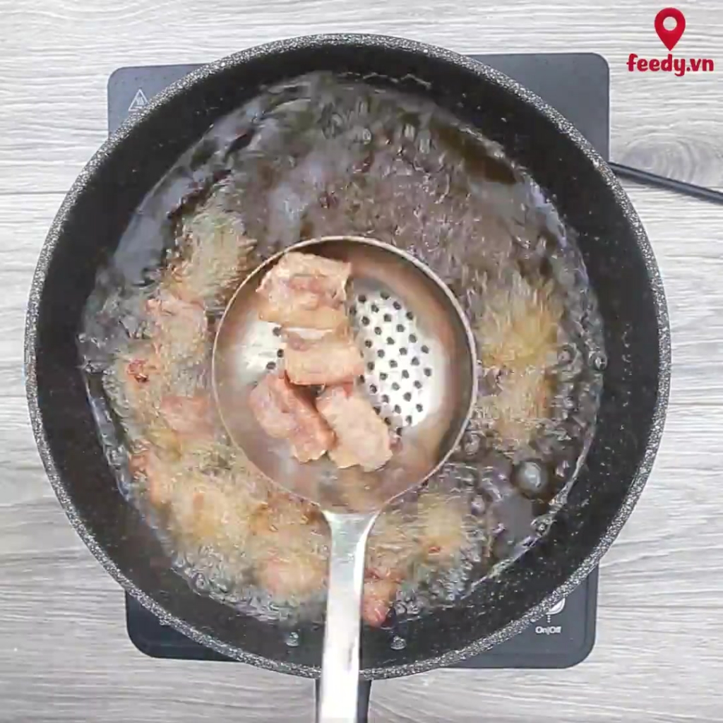 Khoai lang dẻo ngào đường đơn giản lạ miệng