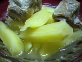 Khoai lang hầm xương