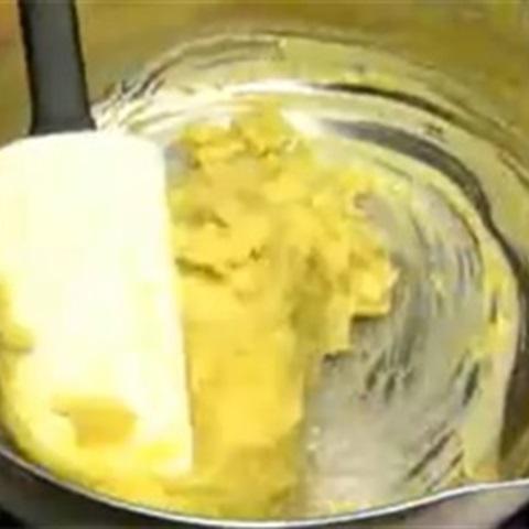 Cách làm khoai lang tẩm mè nướng