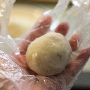 Cách làm khoai tây bọc phô mai