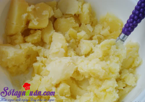 Khoai tây bọc thịt chiên giòn tan