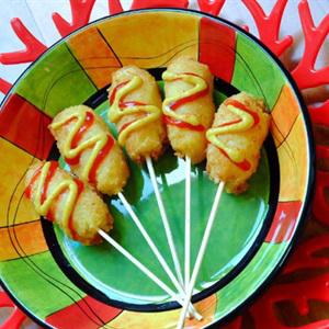 Cách làm khoai tây bọc xúc xích