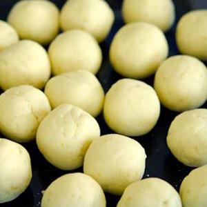 Cách làm khoai tây chiên nhân phô mai