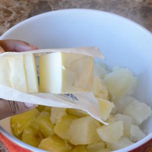 Cách làm khoai tây chiên xù