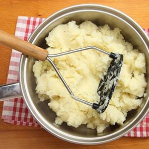 Cách làm khoai tây nghiền bơ