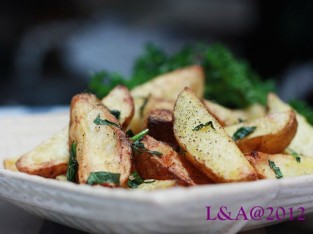 Khoai tây nướng lá Basil