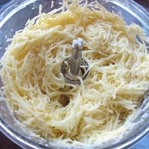 Cách làm khoai tây sợi chiên xù