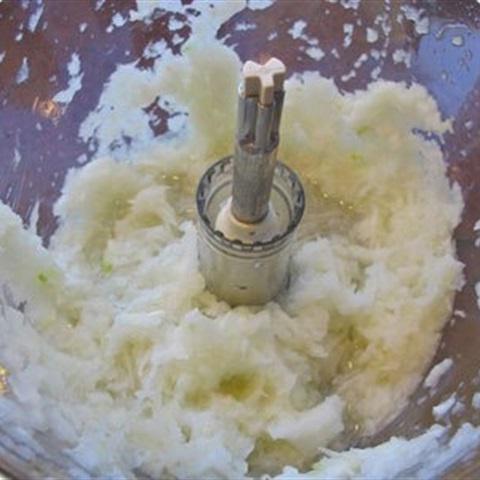 Cách làm khoai tây sợi chiên xù