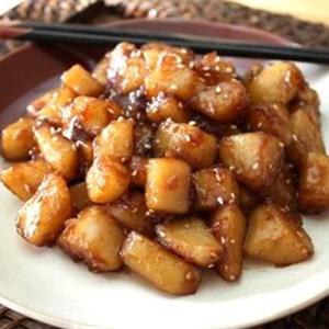 Cách làm khoai tây sốt nước tương