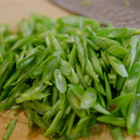 Cách làm khoai tây xào đậu que