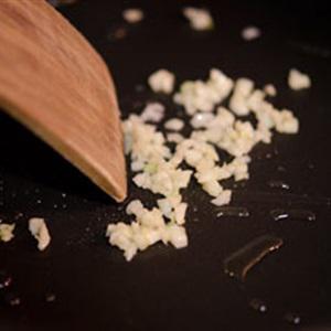 Cách làm khoai tây xào đậu que