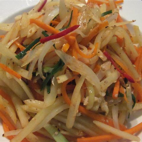 Cách làm khoai tây xào ngũ sắc