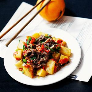 Cách làm khoai tây xào thịt bò