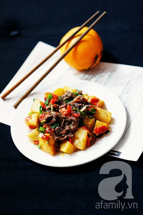 Khoai tây xào thịt bò giản dị ngon cơm