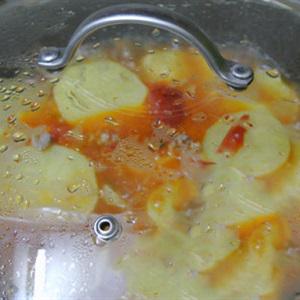 Cách làm khoai tây xào thịt heo băm