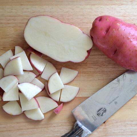 Cách làm khoai tây xào với đậu que