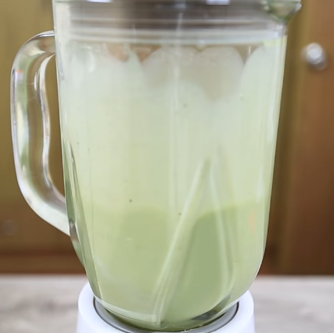 Không cần lò nướng và bột vẫn làm được bánh pizza siêu ngon theo cách này