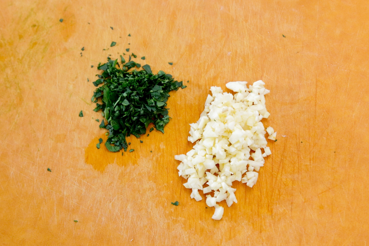 “Kích thích” vị giác với món rau kép đậu phộng