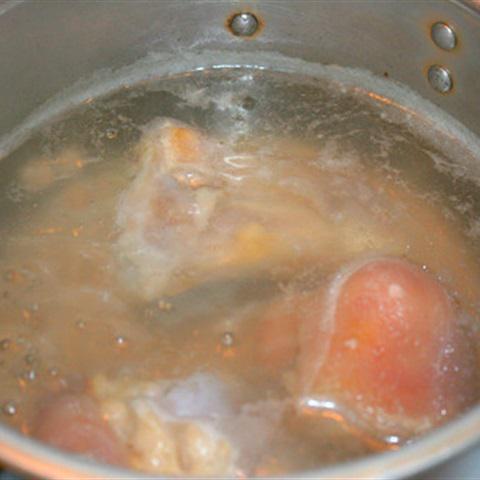 Cách làm kim chi hầm giò heo