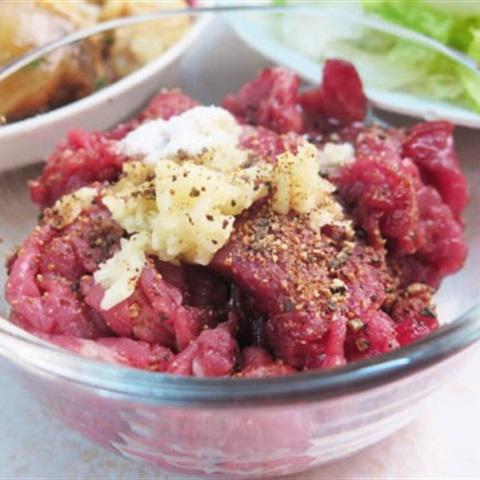 Cách làm kim chi xào thịt bò