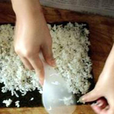 Cách làm kimbap Hàn Quốc