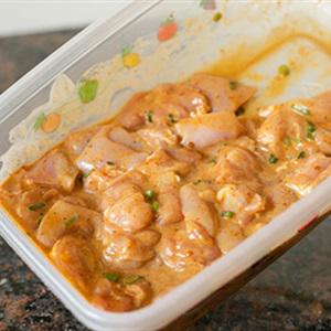 Cách làm lá dứa cuộn gà chiên