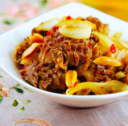 Là lạ: Mề gà xào với lạc rang