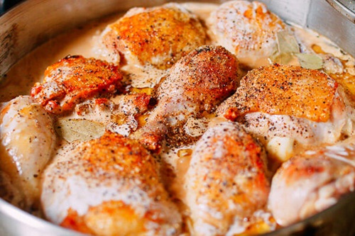 Lạ mà quen với dưa hấu trộn đá bào mát lạnh ngày hè